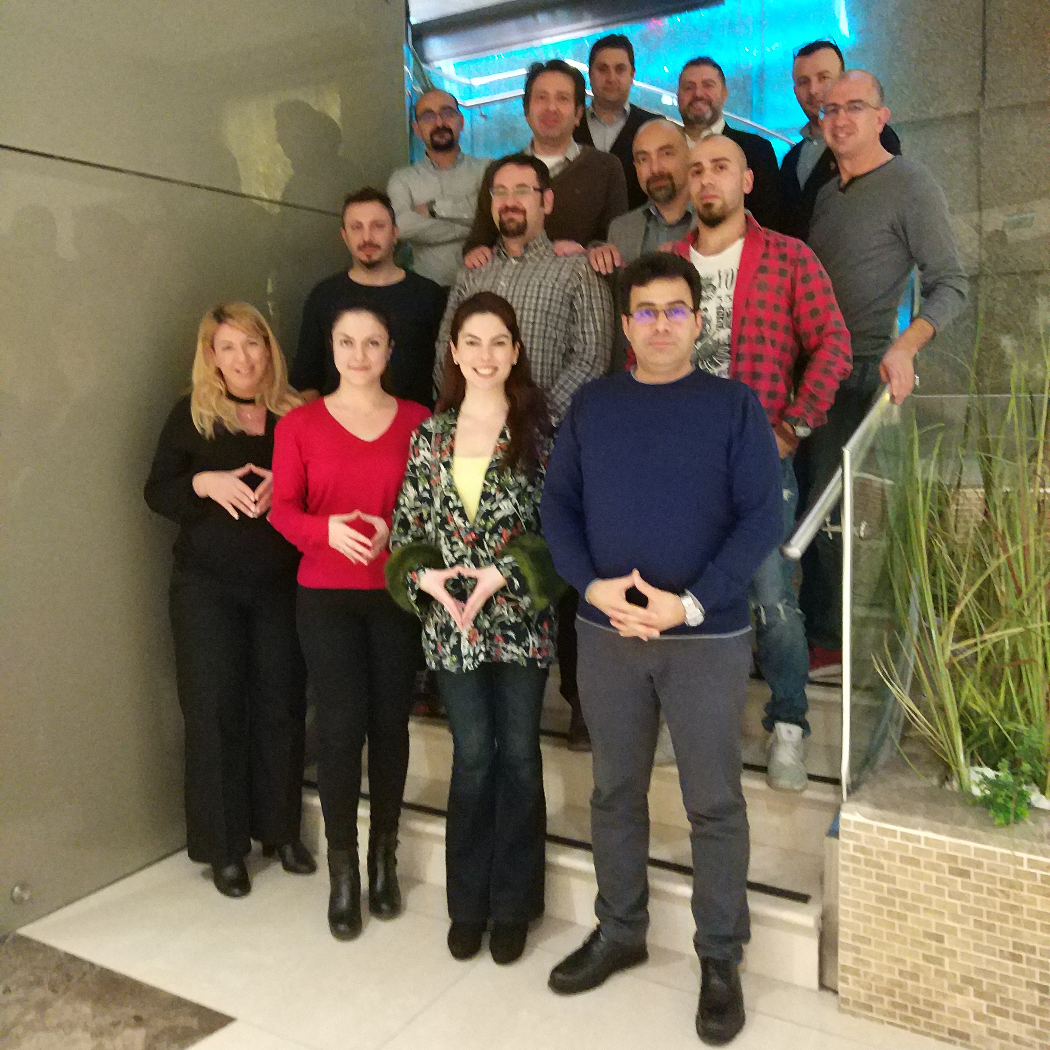 Mavili Elektronik Yönetim Kadrosu